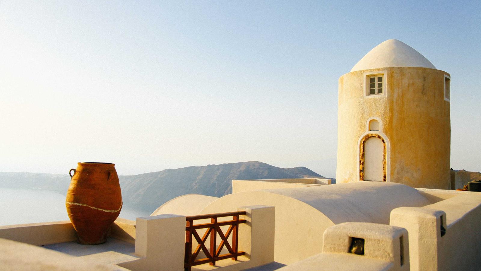 Meeting Commitments vs Action Items: Why the Difference Matters More Than You Think