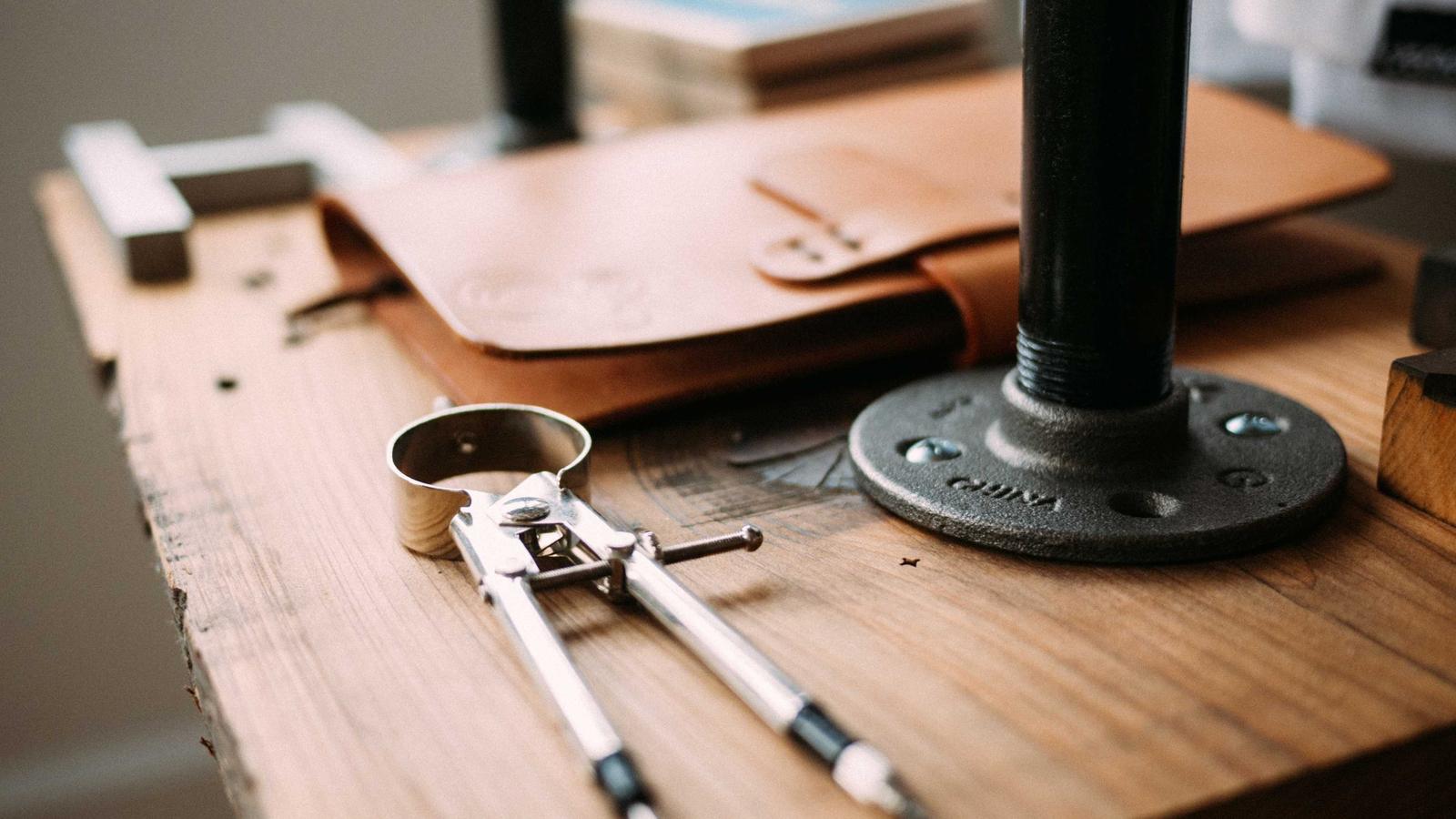 What Is a Meeting Knowledge Base — And Why Your Wiki Is Already Out of Date